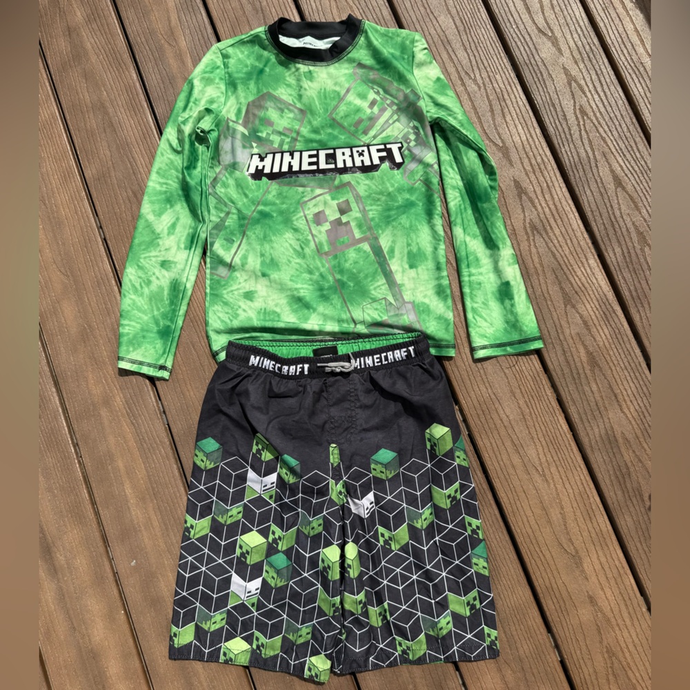 Minecraft rashguard swim set - size 10/12